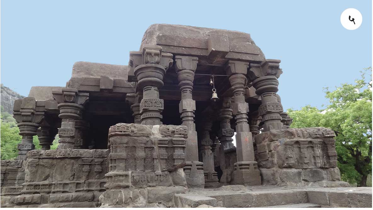 भवानीदेवी मंदिर, पाटणे (ता. चाळीसगाव).