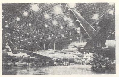 एव्हरेट(सीॲटल) येथील बोईंग एअरक्राफ्ट कंपनीचा व्यापारी विमाने तयार करण्याचा कारखाना 
