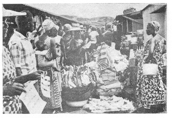 मन्‍रोव्हियाची पारंपारिक बाजारपेठ, लायबीरिया.