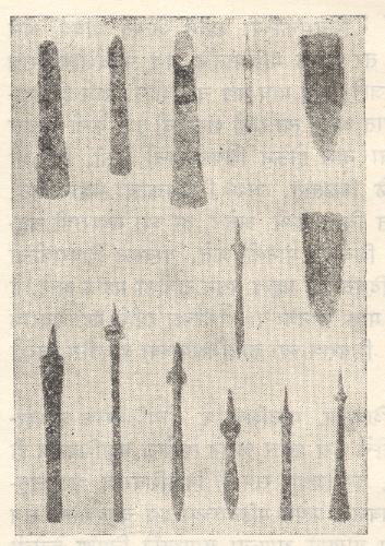शिळावर्तुळातील लोखंडी वस्तू, माहुरझरी, महाराष्ट्र, इ. स. पू. सु. ७ वे शतक.
